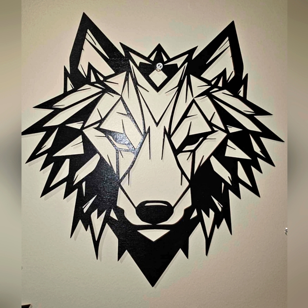 Symmetrical Wolf cutout